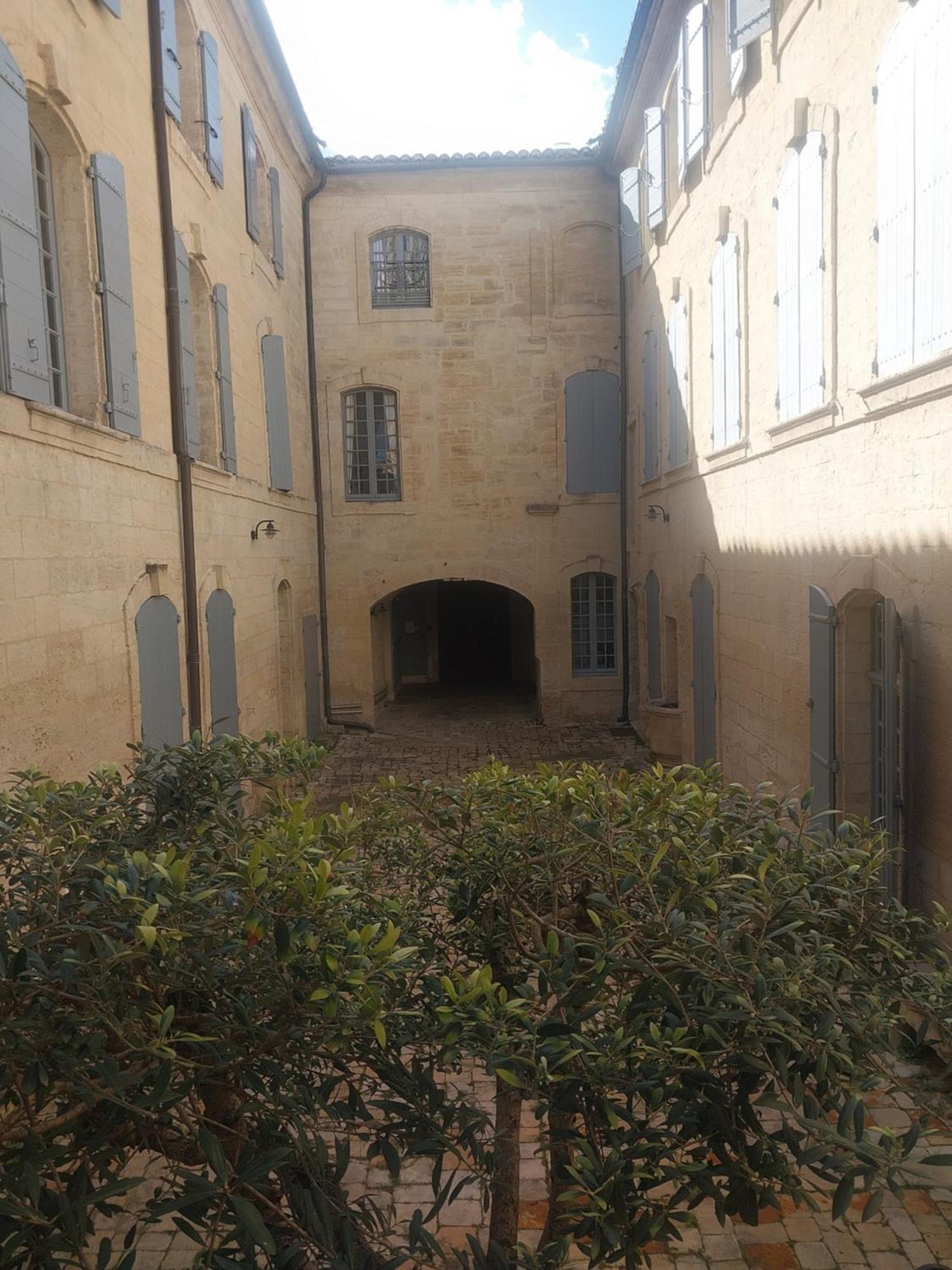 Studio Au Centre Historique D'Uzès Dış mekan fotoğraf